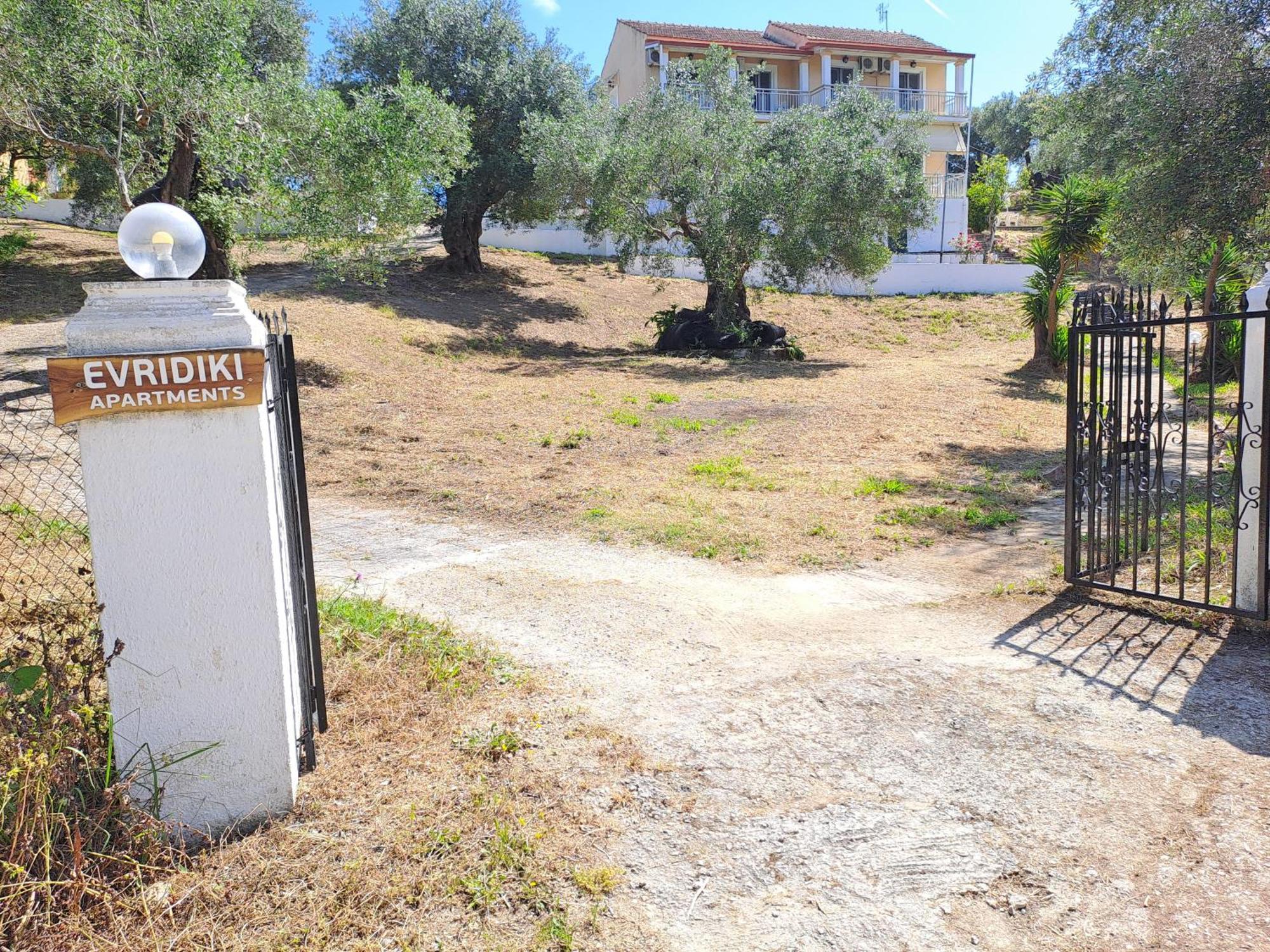 Evridiki Apartments Mesongi Exterior photo