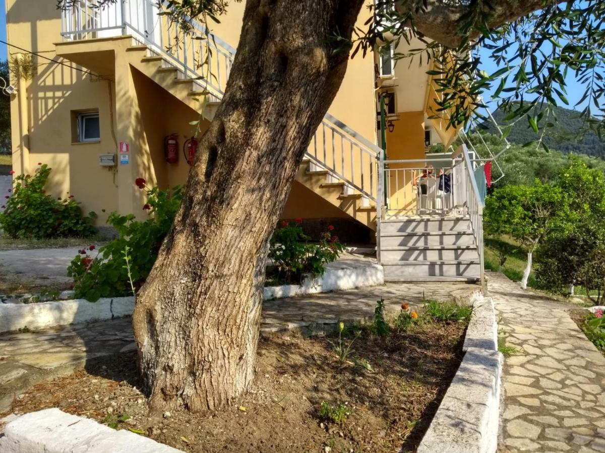 Evridiki Apartments Mesongi Exterior photo